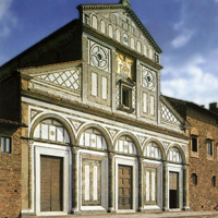 Романская архитектура Средней Италии