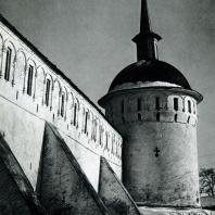 Александров. Успенский монастырь. Башня