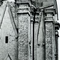 Коломенское. Церковь Вознесения. Фрагмент стены. 1532