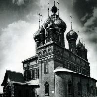 Ярославль. Церковь Иоанна Предтечи в Толчкове. Вид с юго-восточной стороны. 1671-1687