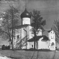 Псков. Церковь Георгия «со Взвоза». 1494 г.