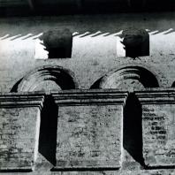 Звенигород. Саввино-Сторожевский монастырь. Фрагмент оборонительной стены. XVI-XVII вв