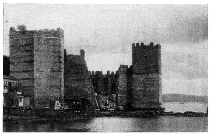 Константинополь. Угловая башня на Мраморном море и часть прилегающих к ней стен