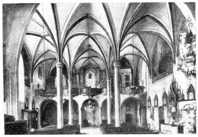 Двор Кралув. Собор, около 1400 г.