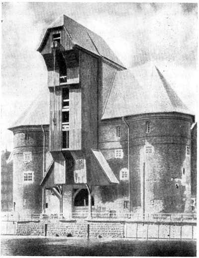 Гданьск. Подъемный кран «Журав», 1444 г.