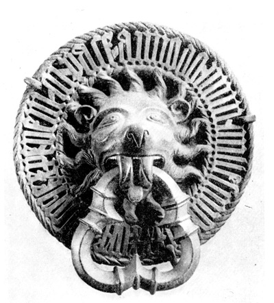 Таллин. Большая гильдия, 1410 г., била на портале — 1430 г.